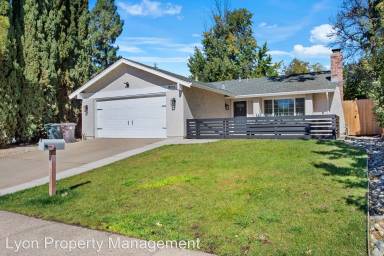 Main picture of 8013 Larwin Dr