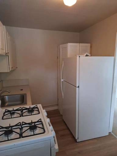 Main picture of 1220 Sacramento Ave
