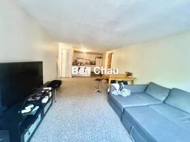 Main picture of 94 Beacon St