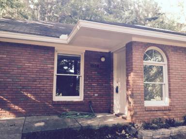 Main picture of 1318 Kurt Cir