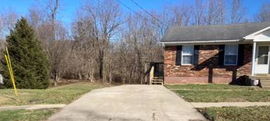 Main picture of 104 Wedgewood Ct
