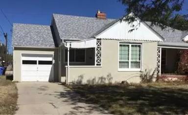 Main picture of 120 E Van Buren St