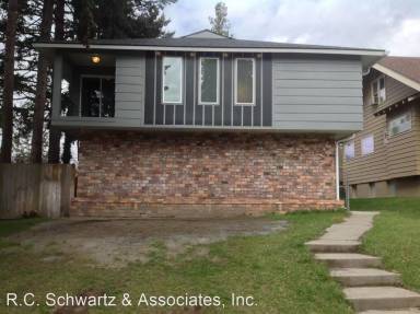 Main picture of 1116 W 15th Ave