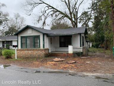 Main picture of 747 E Force St