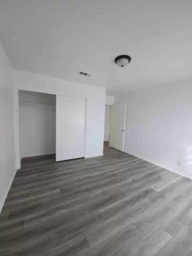 Main picture of Rosamond Garden Apartments