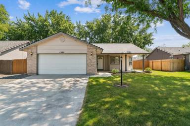Main picture of 5360 N Noble Fir Ave
