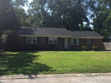 Main picture of 816 Montclair Dr