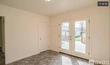Main picture of 847 W 13th St
