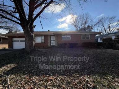 Main picture of 2408 Caverhill Dr
