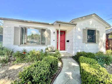 Main picture of 1035 Newhall St
