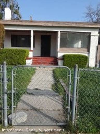 Main picture of 1339 W 103rd St
