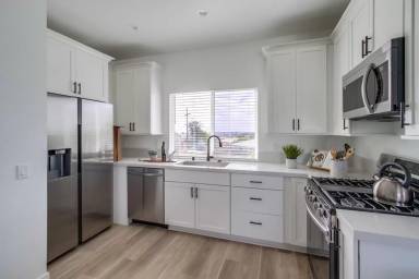 Main picture of 6657 Orr St
