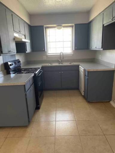 Main picture of 3424 Heritage Ln