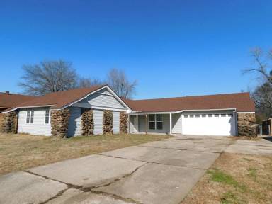 Main picture of 2913 Kendall Ave