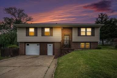 Main picture of 437 N 82nd Ter
