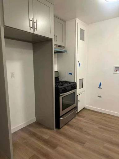 Main picture of 24319 Narbonne Ave