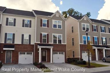Main picture of 619 Berry Chase Way