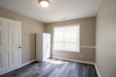 Main picture of 2128 Silva Ct