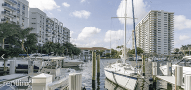 Main picture of 6385 Bay Club Dr