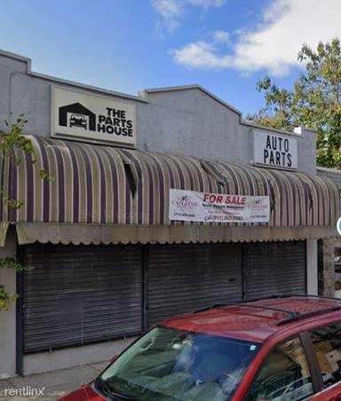 Main picture of 246 Main St