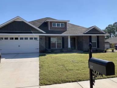 Main picture of 108 Barnard St