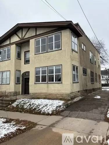 Main picture of 608 Park St
