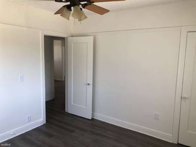 Main picture of 1455 E Wilson Ave