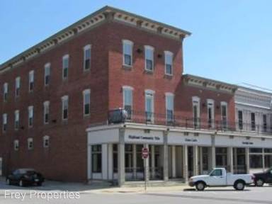 Main picture of 901 Main St