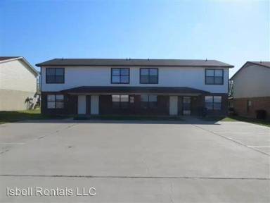 Main picture of 1300 Monroe Loop