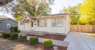 Main picture of 554 S Circle Dr