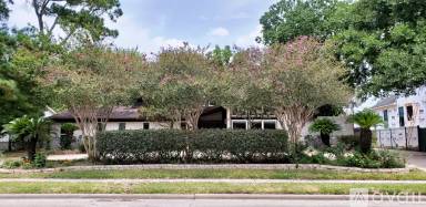 Main picture of 5234 N Braeswood Blvd