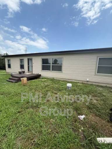 Main picture of 8240 SE Green Rd