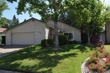 Main picture of 6830 Red Maple Way