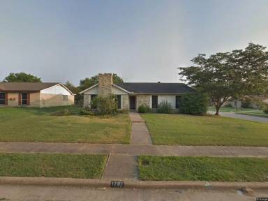 Main picture of 1201 Meadow Creek Dr
