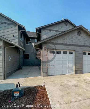 Main picture of 3713 Peter Ln NE