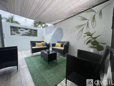 Main picture of 343 23rd Way S