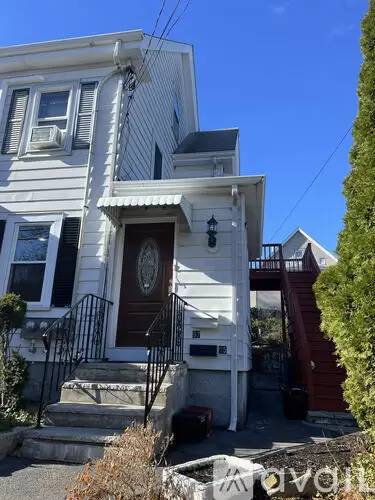 Main picture of 97 Roberts St