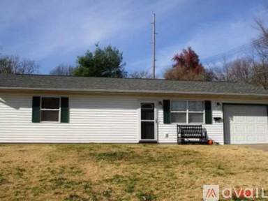 Main picture of 1330 Hough St