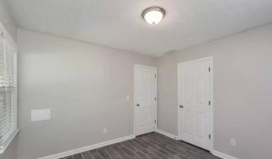 Main picture of 1098 Plantation Blvd SE