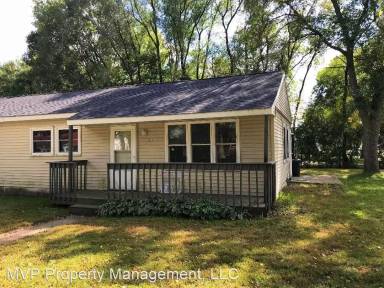 Main picture of 703 Lee Ct