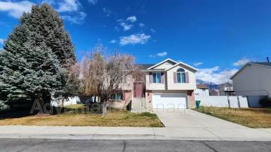 Main picture of 741 S 1420 W