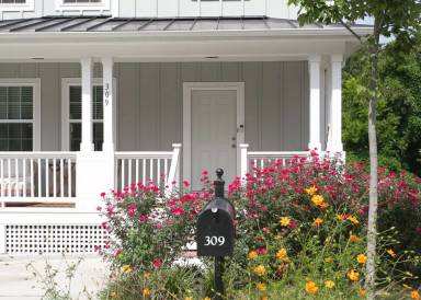 Main picture of 309 Lyric St