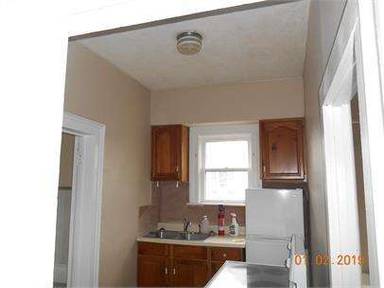 Main picture of 445 E Jackson St