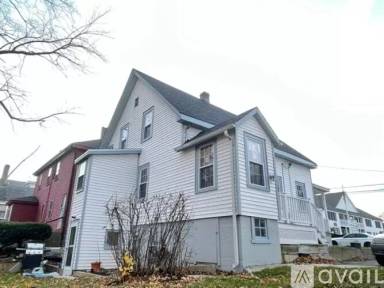 Main picture of 41 N Bedford St