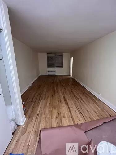 Main picture of 4033 Main St