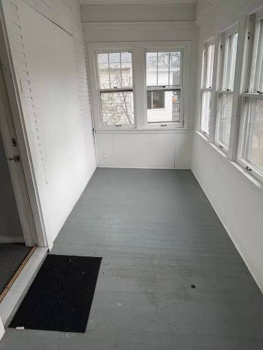 Main picture of 223 Robie St E