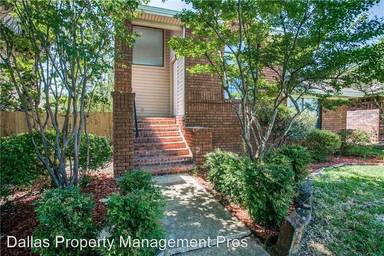 Main picture of 1712 San Francisco St