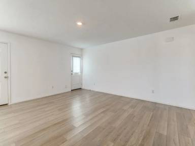 Main picture of 3112 Coyote Way