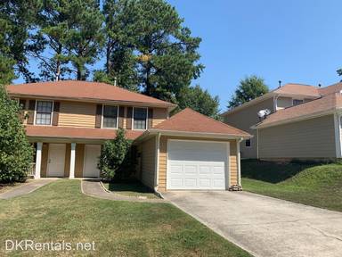 Main picture of 2665 Picardy Cir S