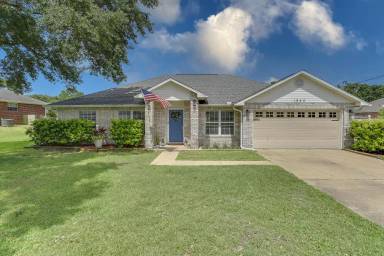 Main picture of 1945 Seahawk Ln